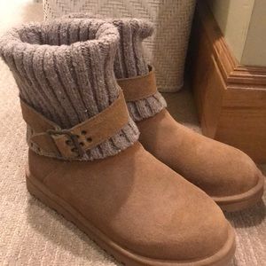 Sweater ugg boots